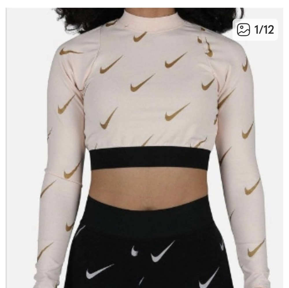 Nike Crop Top
